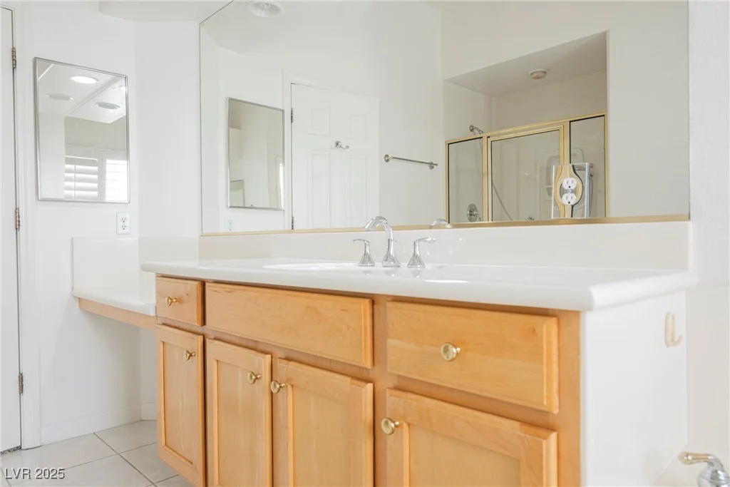 1100 Cypress Ridge, Las Vegas, NV 89144
