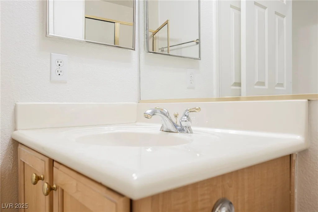 1100 Cypress Ridge, Las Vegas, NV 89144