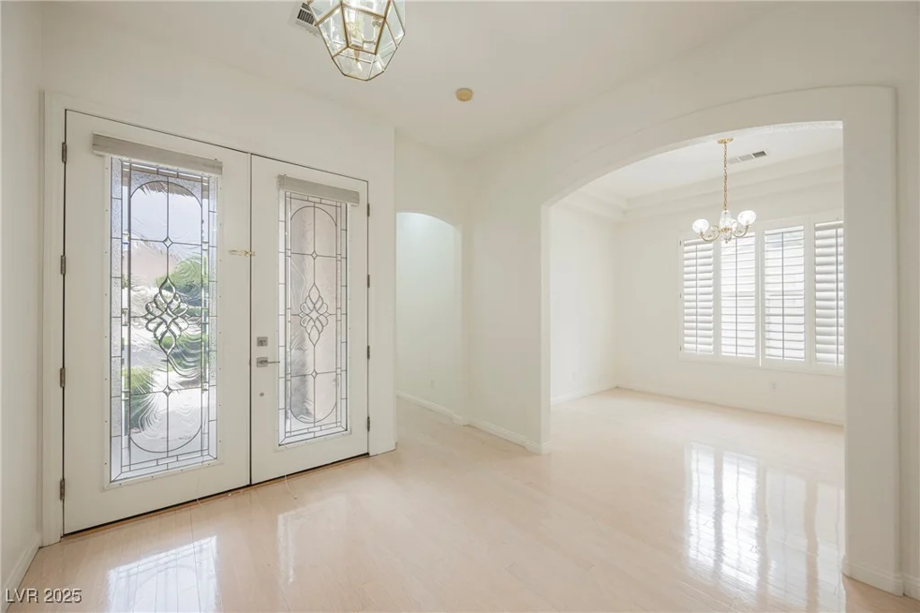1100 Cypress Ridge, Las Vegas, NV 89144