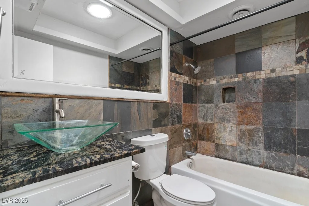4417 Saint Andrews, Las Vegas, NV 89107