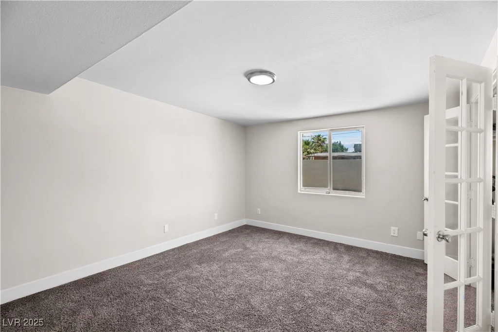 2712 Holmes, North Las Vegas, NV 89030
