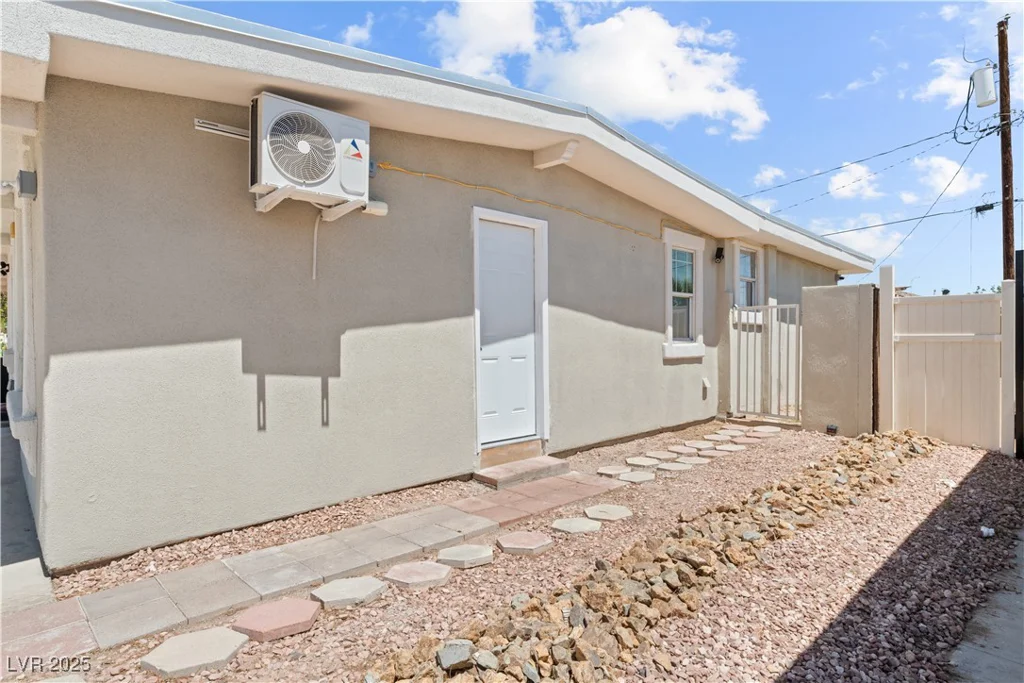 2712 Holmes, North Las Vegas, NV 89030
