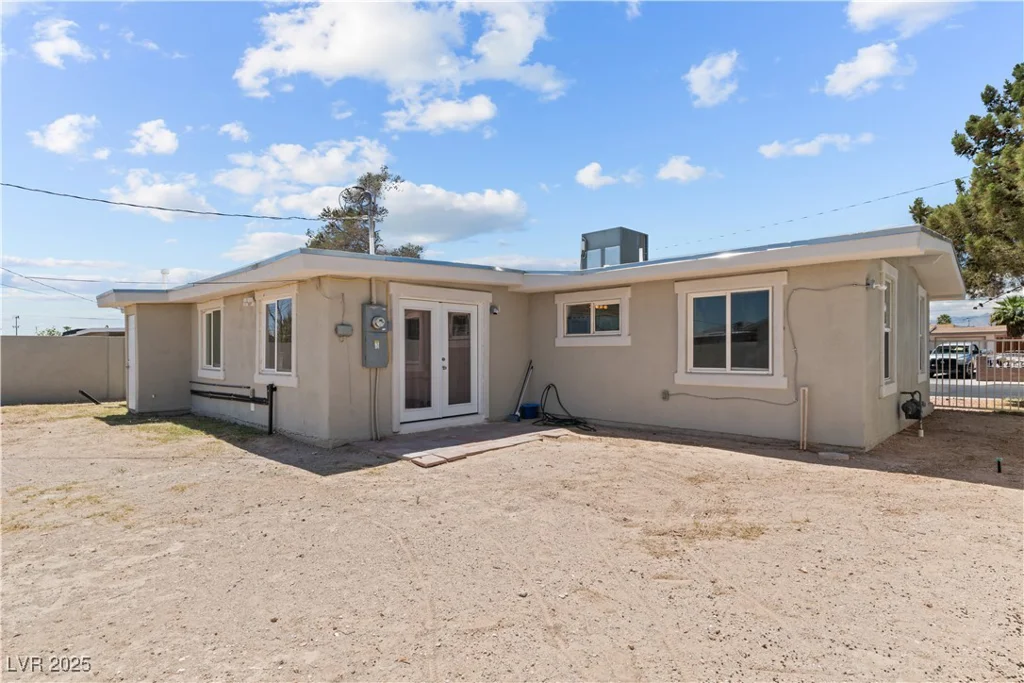 2712 Holmes, North Las Vegas, NV 89030