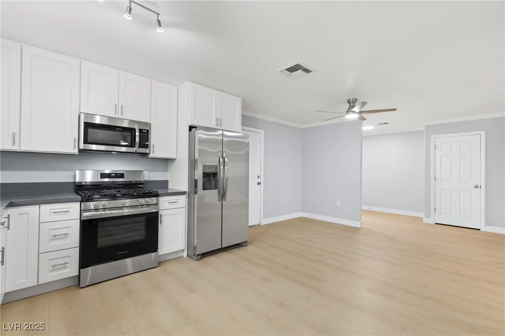 4998 Rappahanock, Las Vegas, NV 89122