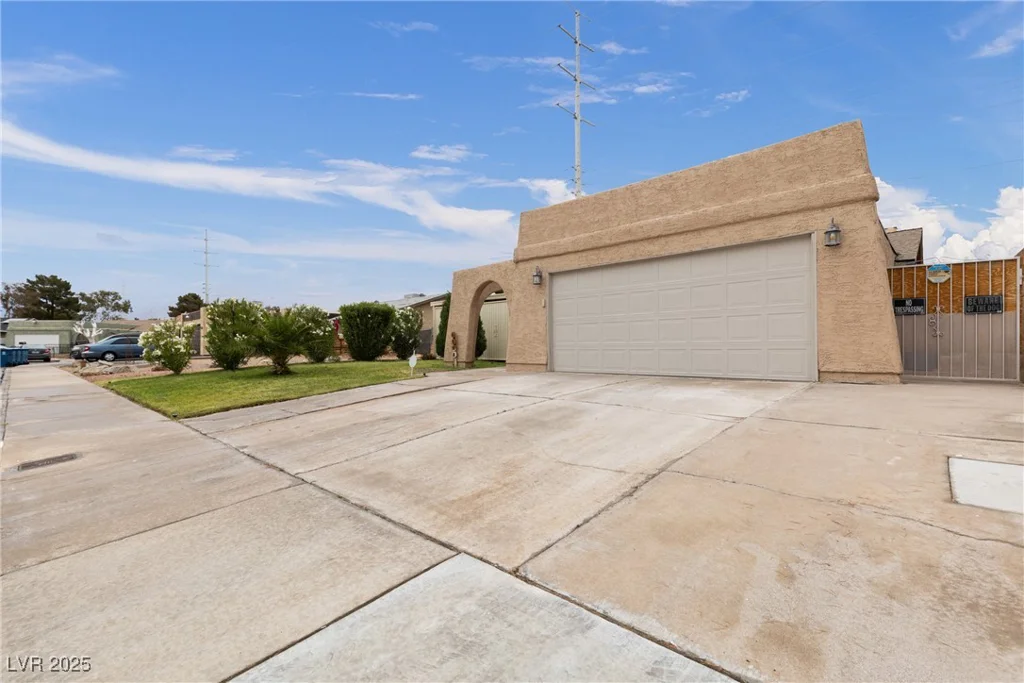 4998 Rappahanock, Las Vegas, NV 89122