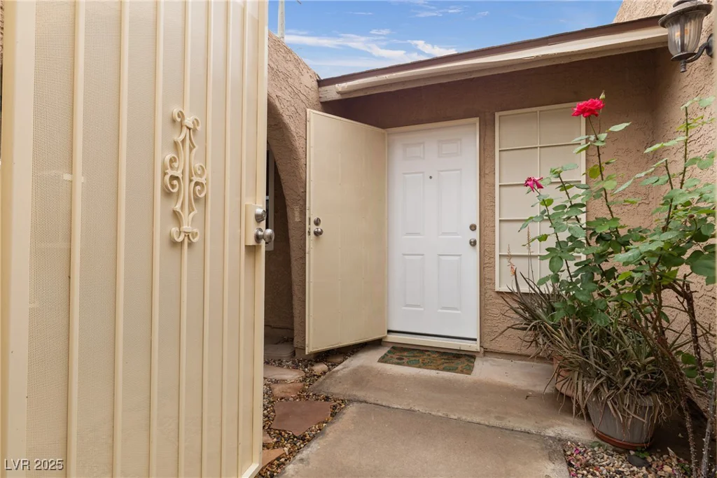 4998 Rappahanock, Las Vegas, NV 89122