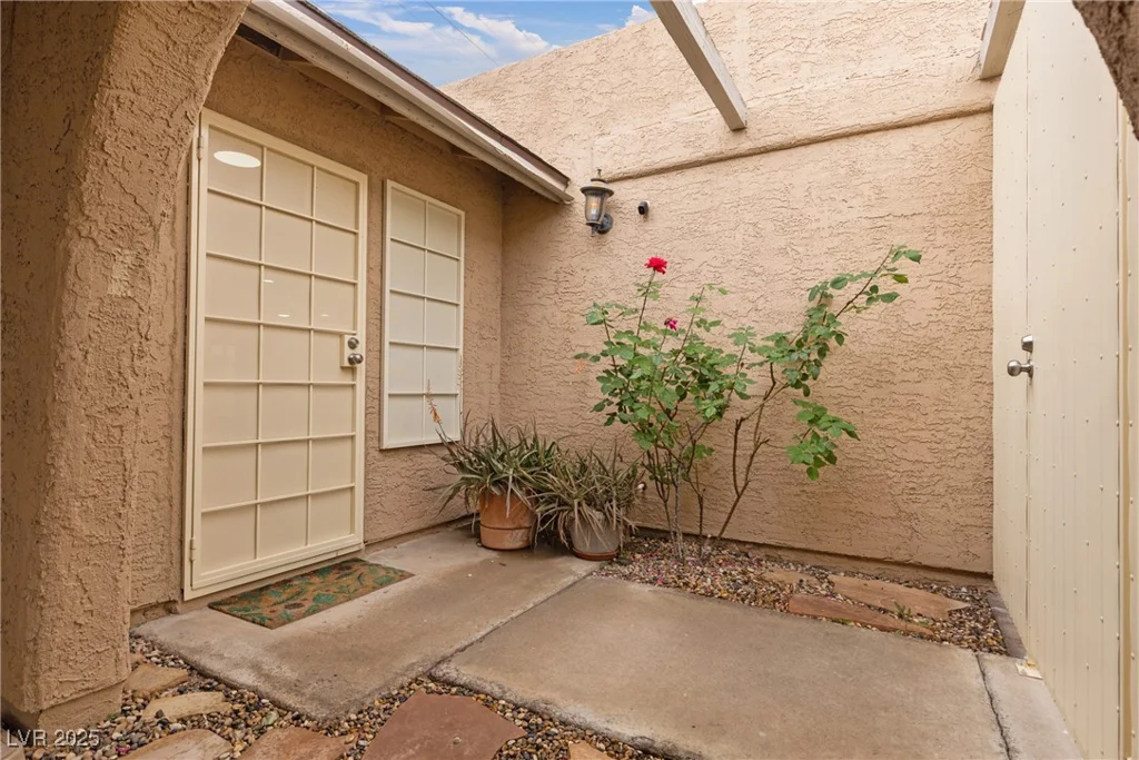 4998 Rappahanock, Las Vegas, NV 89122