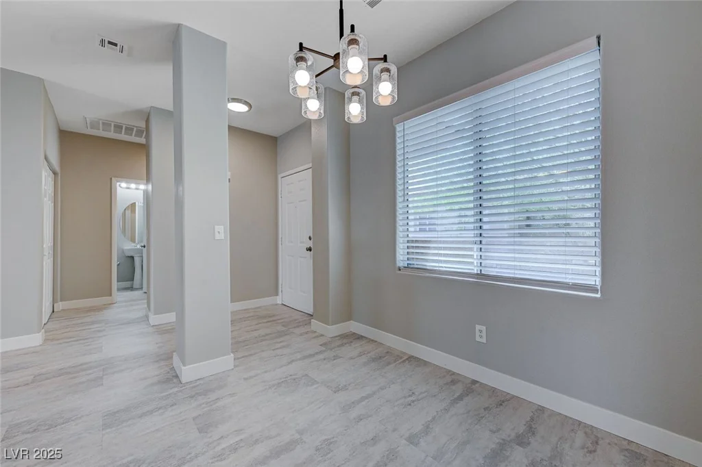 701 Peachy Canyon, Las Vegas, NV 89144