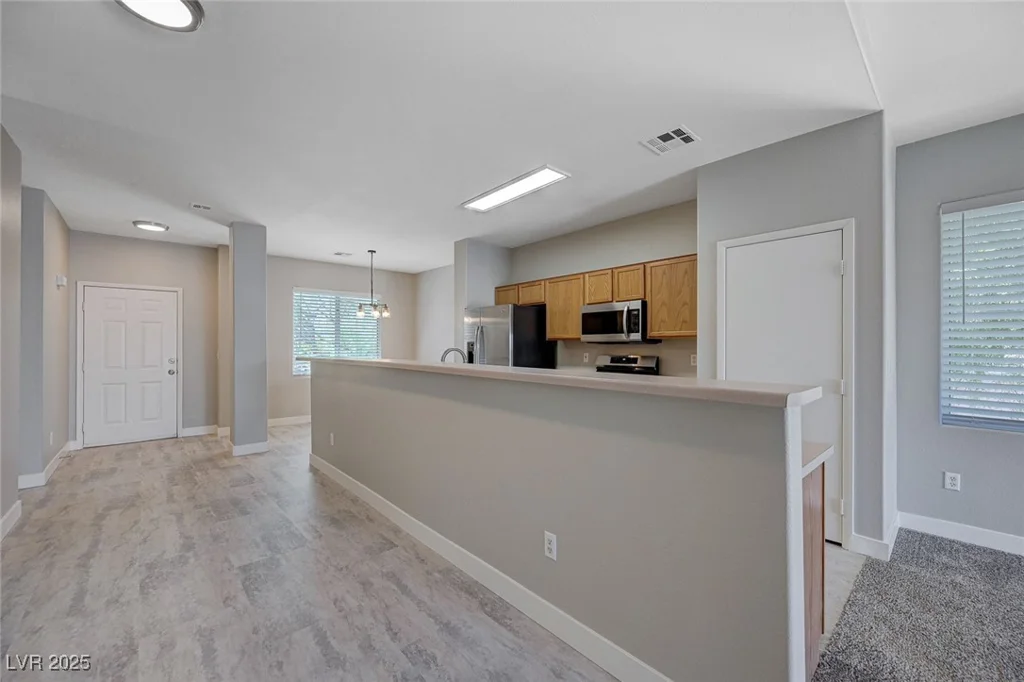 701 Peachy Canyon, Las Vegas, NV 89144