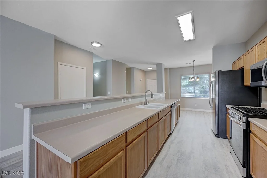 701 Peachy Canyon, Las Vegas, NV 89144