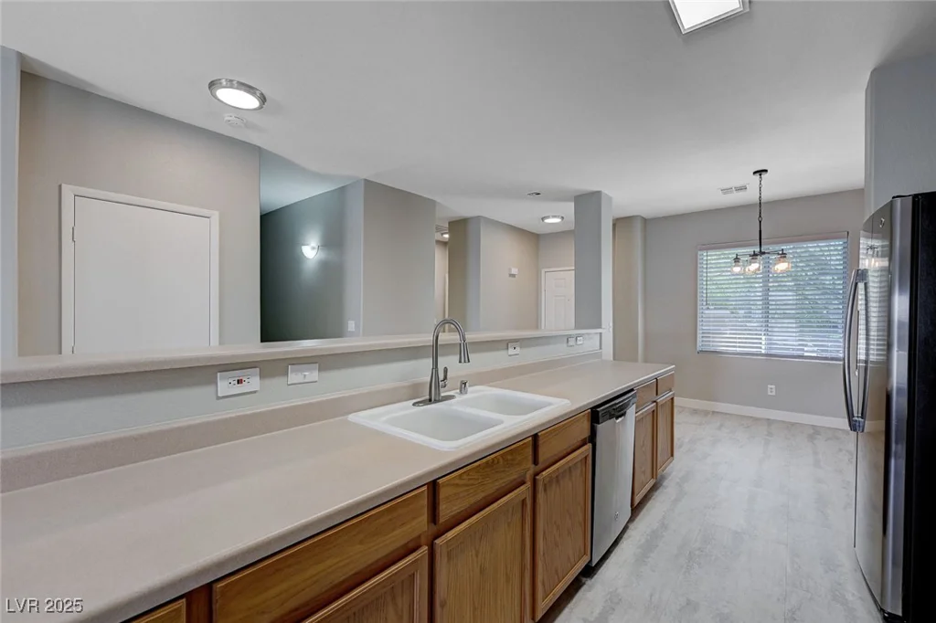 701 Peachy Canyon, Las Vegas, NV 89144