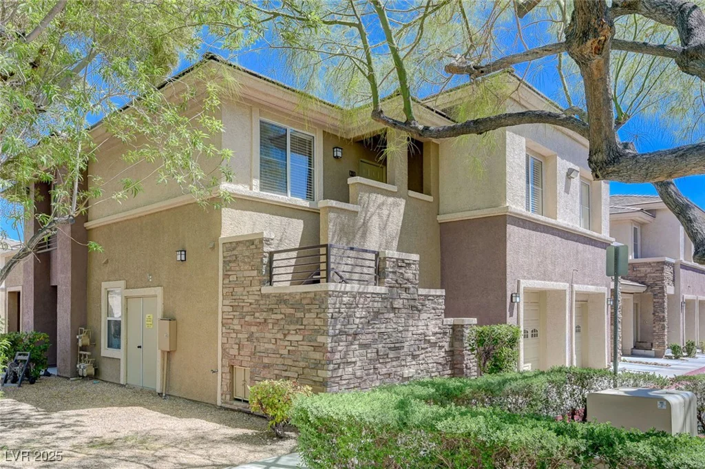 701 Peachy Canyon, Las Vegas, NV 89144