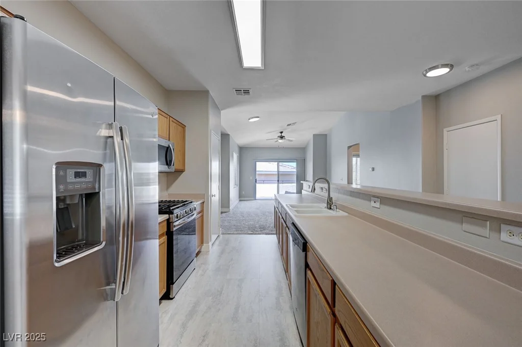 701 Peachy Canyon, Las Vegas, NV 89144