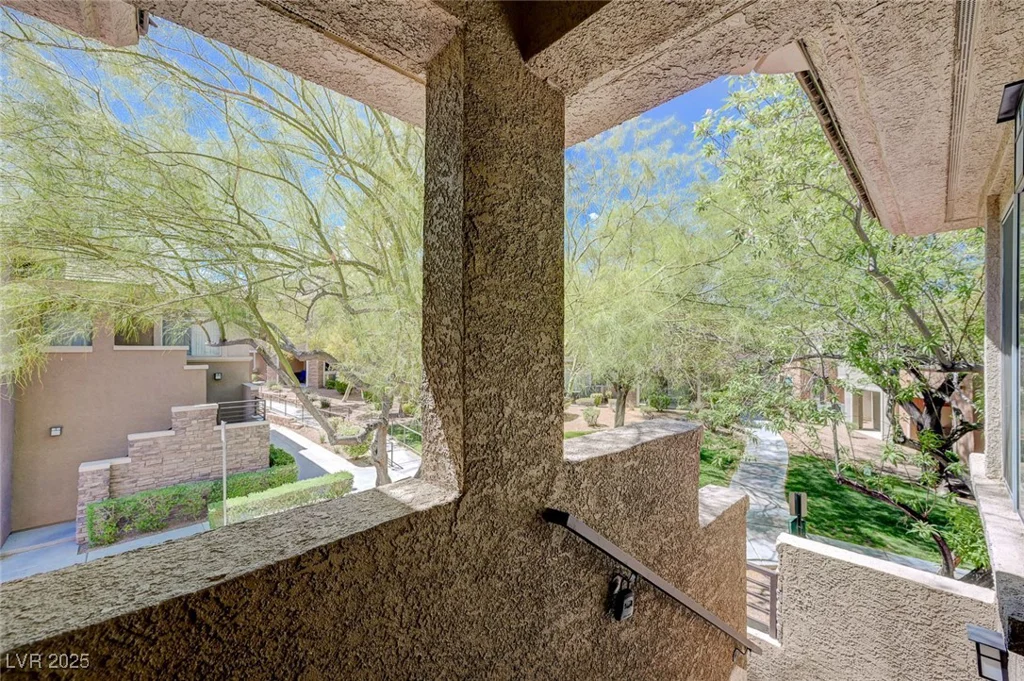 701 Peachy Canyon, Las Vegas, NV 89144