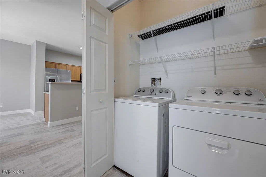 701 Peachy Canyon, Las Vegas, NV 89144