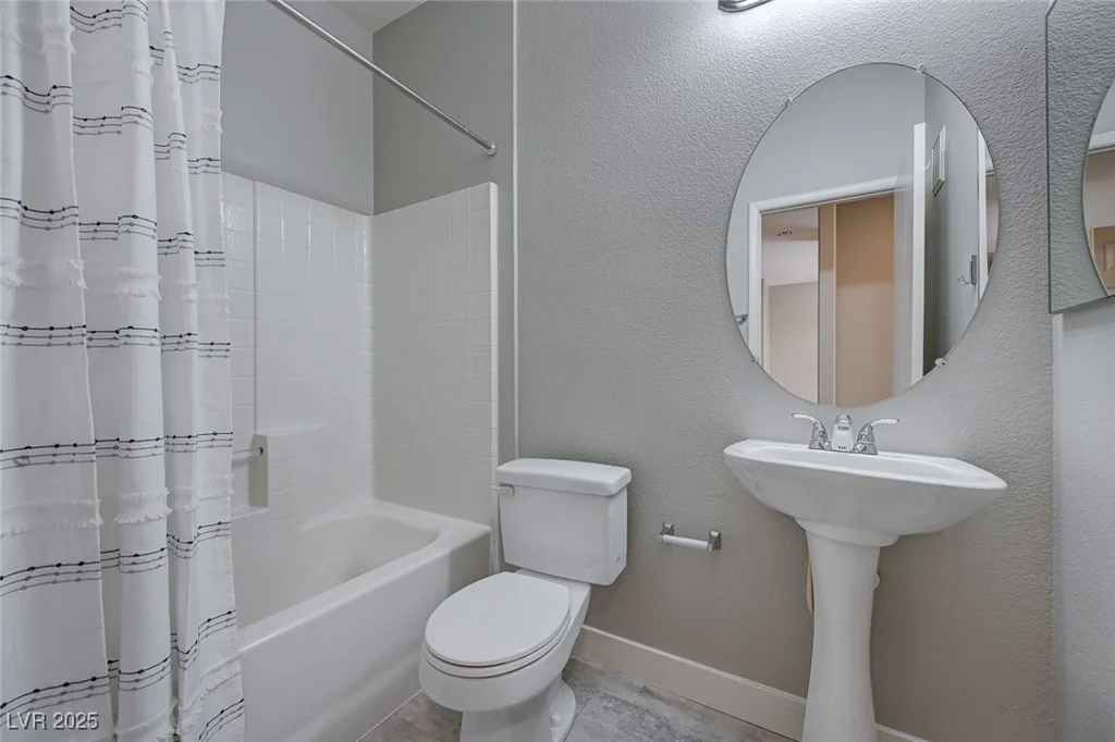 701 Peachy Canyon, Las Vegas, NV 89144