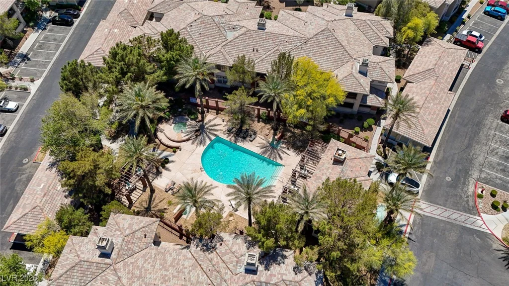 701 Peachy Canyon, Las Vegas, NV 89144