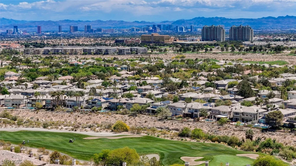 701 Peachy Canyon, Las Vegas, NV 89144