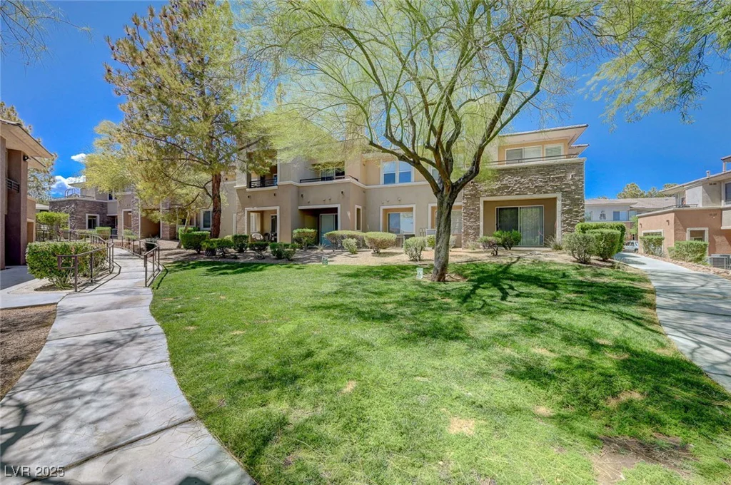 701 Peachy Canyon, Las Vegas, NV 89144