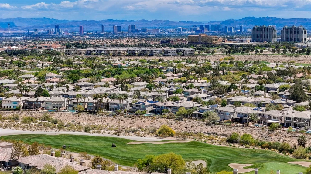 701 Peachy Canyon, Las Vegas, NV 89144