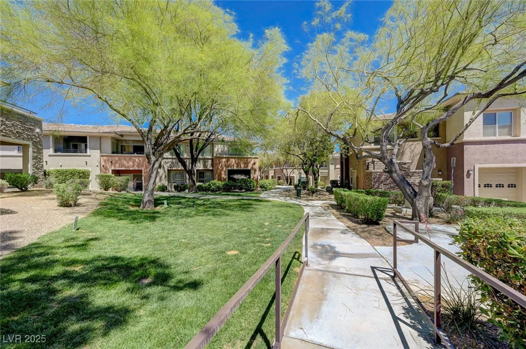 701 Peachy Canyon, Las Vegas, NV 89144