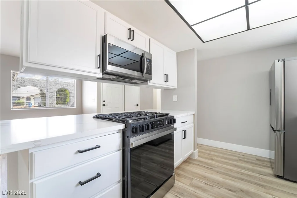 508 Van Dornum, Henderson, NV 89011