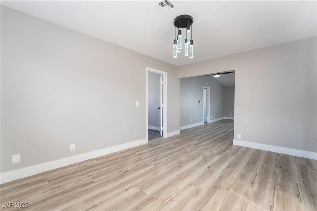 508 Van Dornum, Henderson, NV 89011