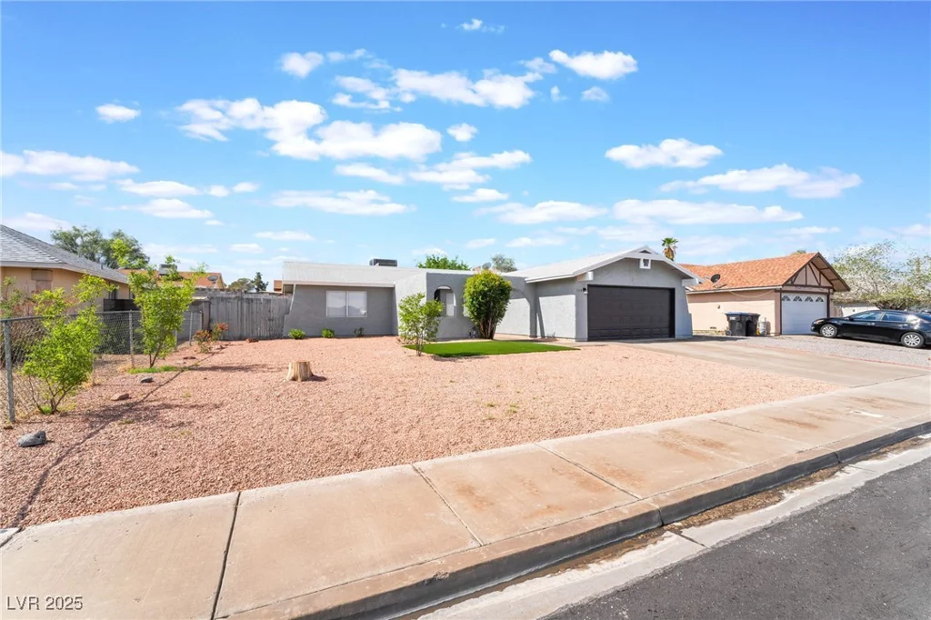508 Van Dornum, Henderson, NV 89011