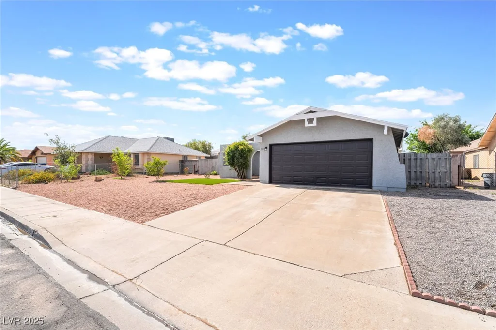 508 Van Dornum, Henderson, NV 89011