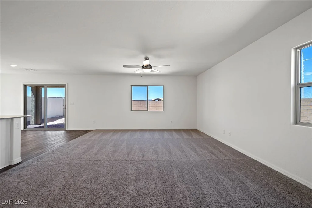 6772 Violet Cascade, Las Vegas, NV 89156