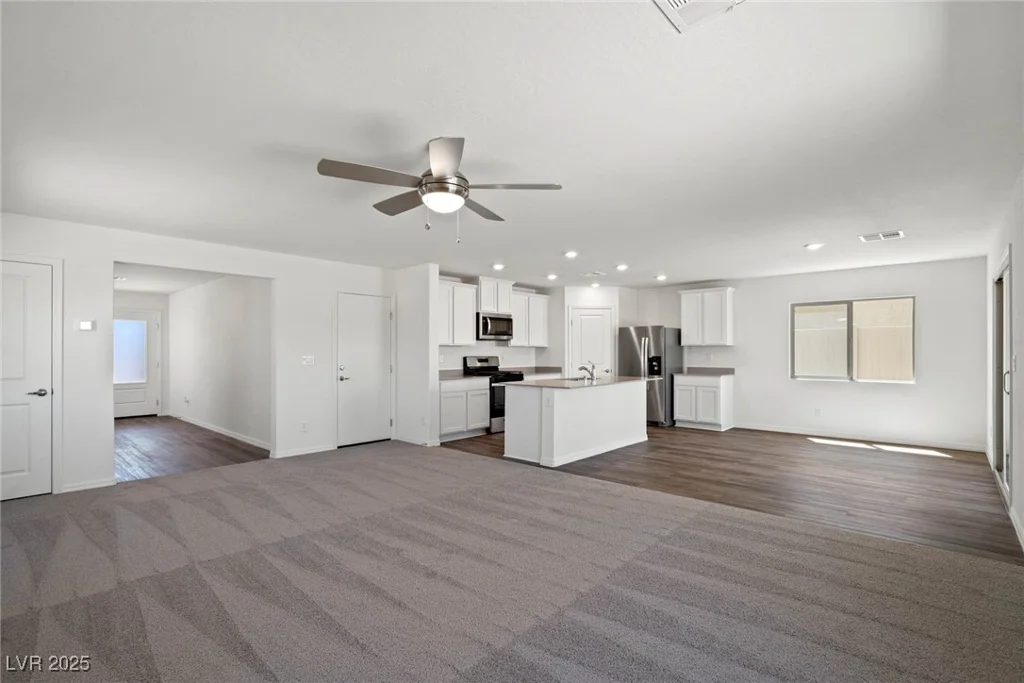 6772 Violet Cascade, Las Vegas, NV 89156