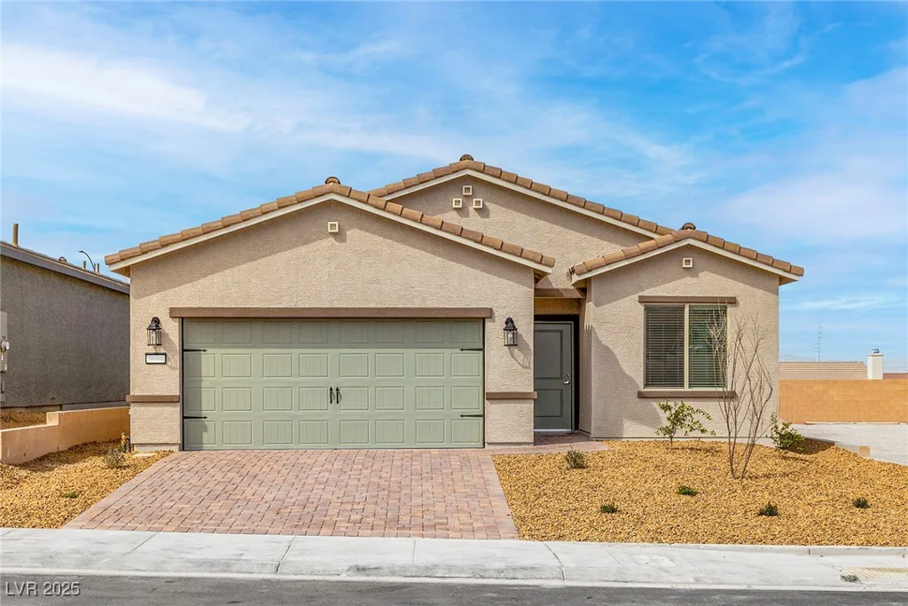 6725 Lotus Vista, Las Vegas, NV 89156