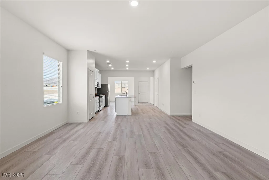 6725 Lotus Vista, Las Vegas, NV 89156