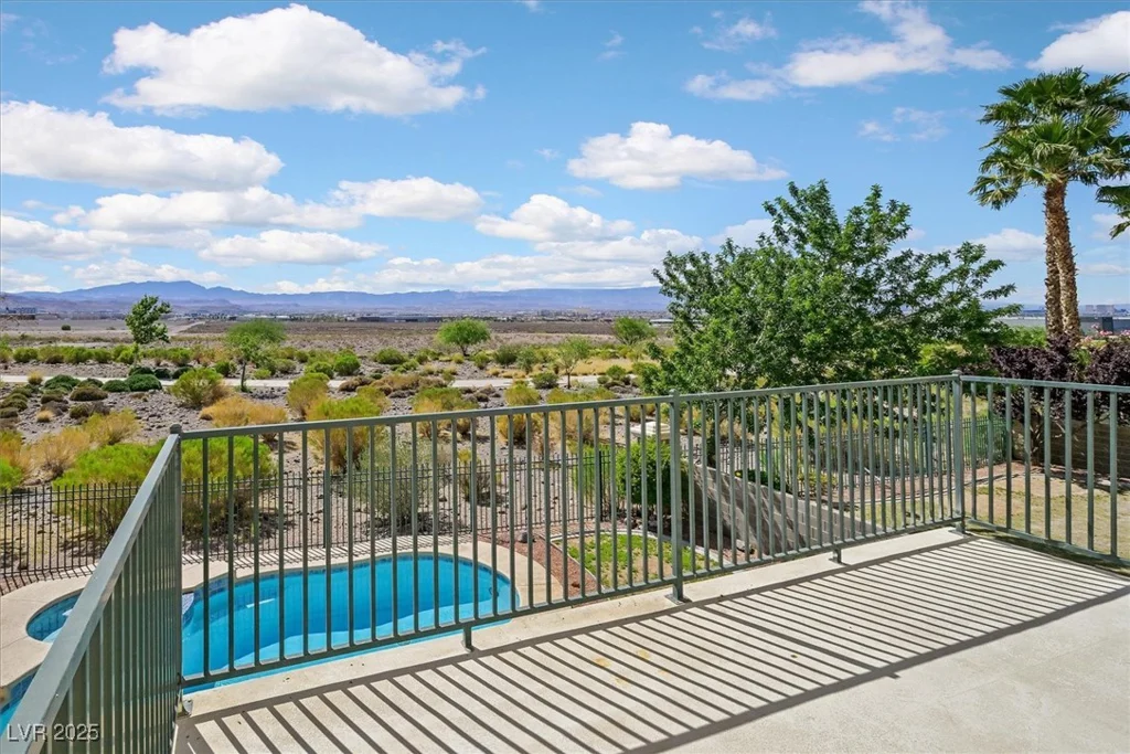 1221 Diamond Valley, Henderson, NV 89052