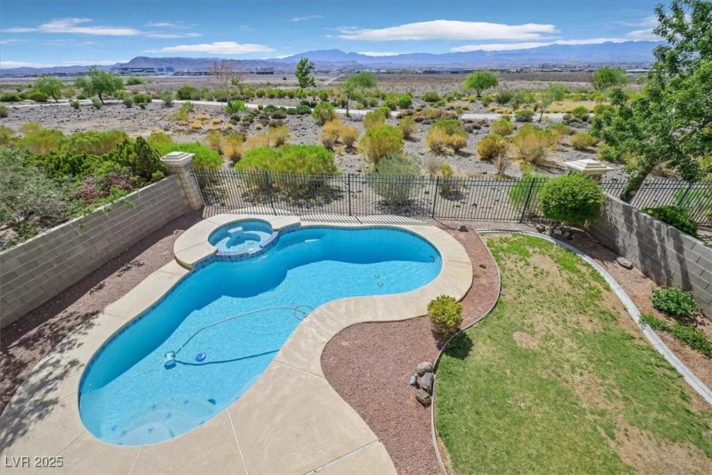 1221 Diamond Valley, Henderson, NV 89052