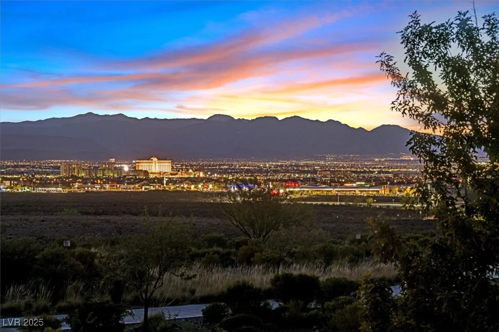 1221 Diamond Valley, Henderson, NV 89052