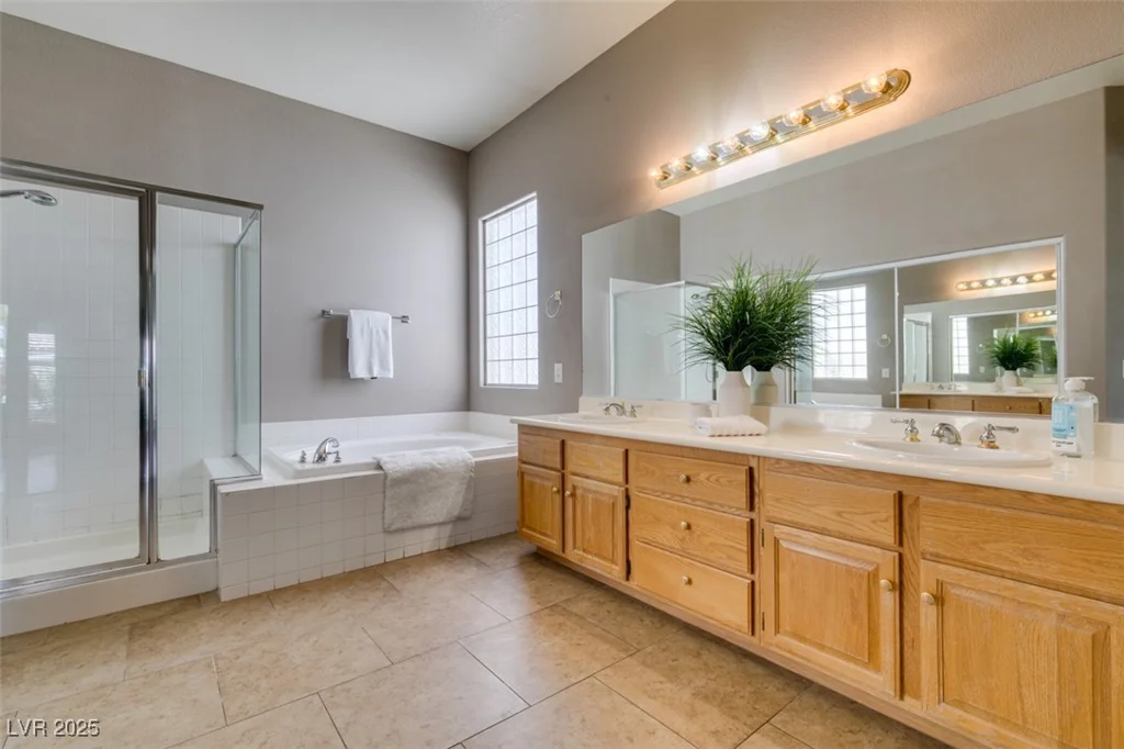 1454 Erskine, Las Vegas, NV 89123