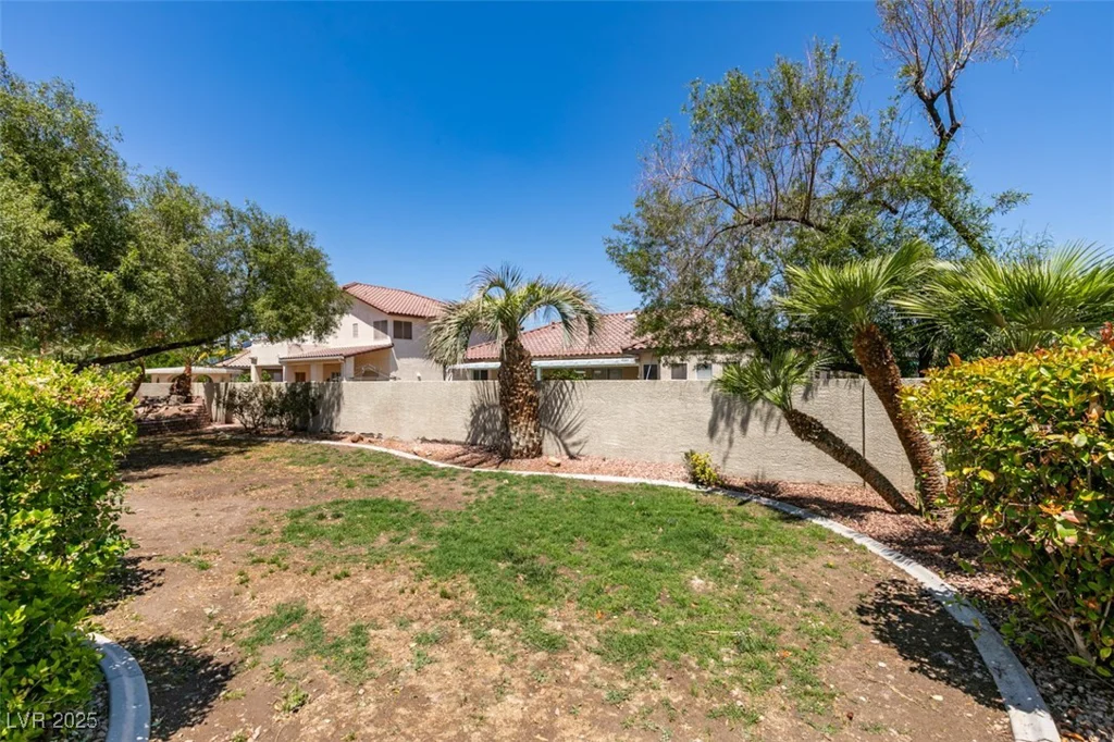1454 Erskine, Las Vegas, NV 89123
