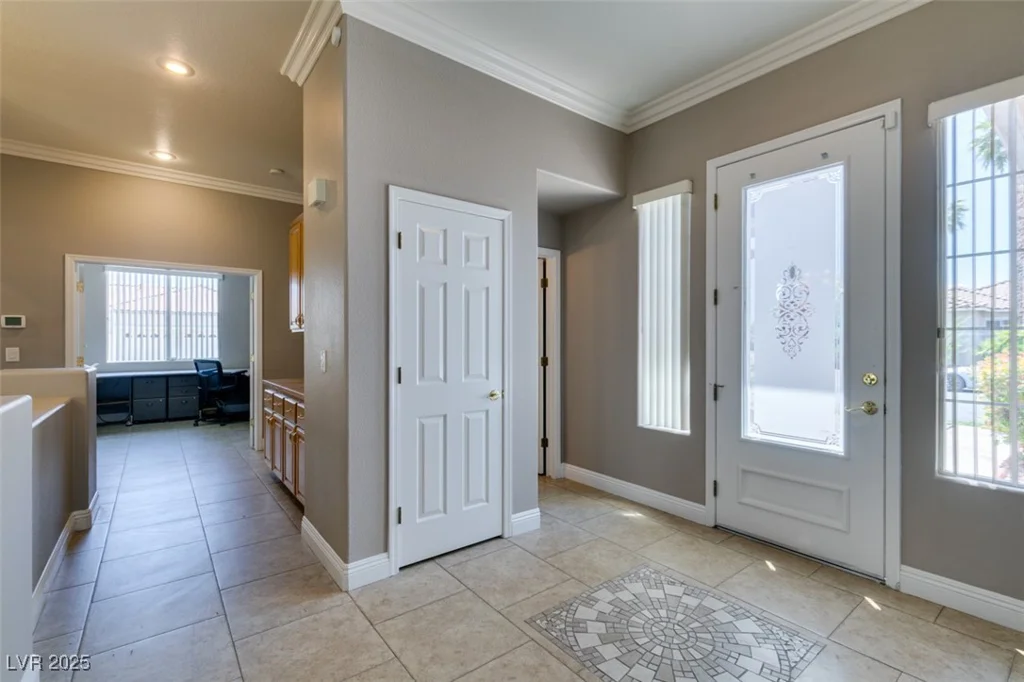 1454 Erskine, Las Vegas, NV 89123