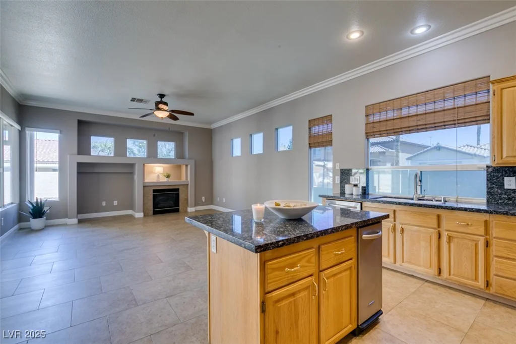 1454 Erskine, Las Vegas, NV 89123