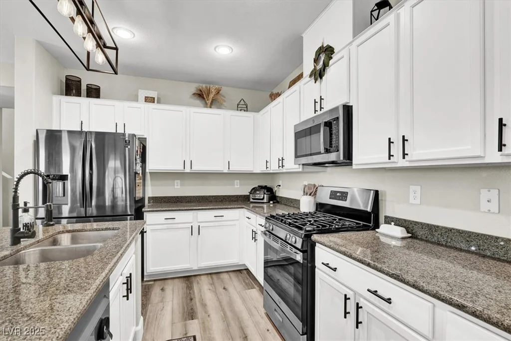 10426 Mount Washington, Las Vegas, NV 89166