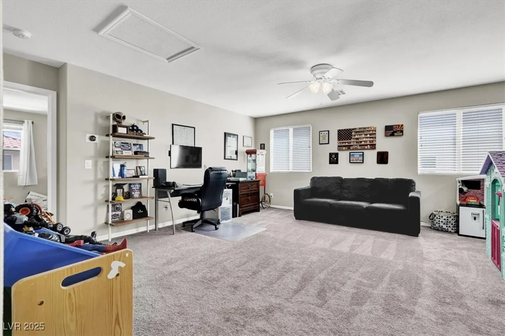 10426 Mount Washington, Las Vegas, NV 89166