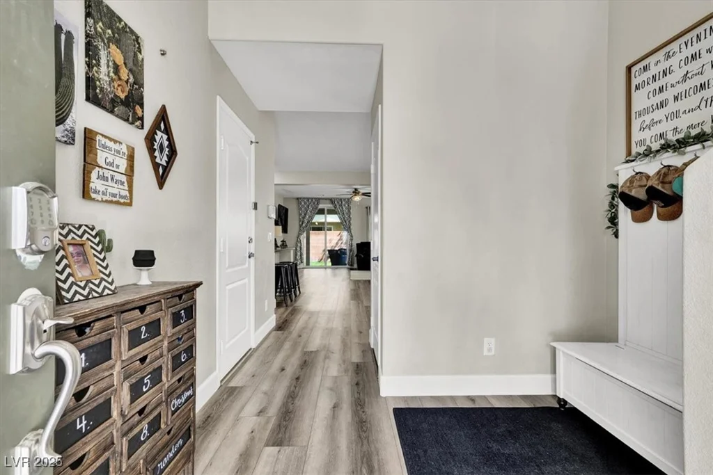 10426 Mount Washington, Las Vegas, NV 89166