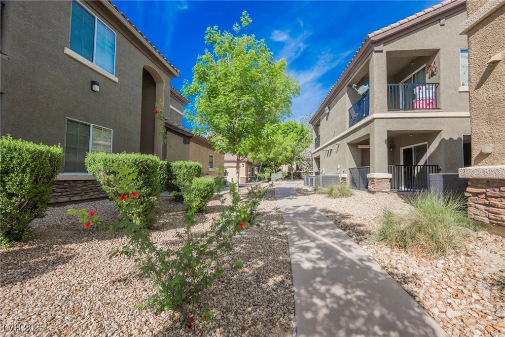6868 Sky Pointe, Las Vegas, NV 89131