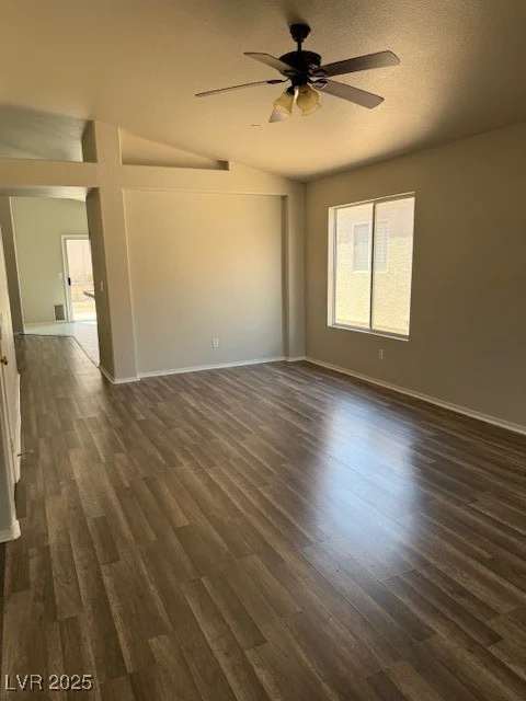 951 Country Back, Las Vegas, NV 89123
