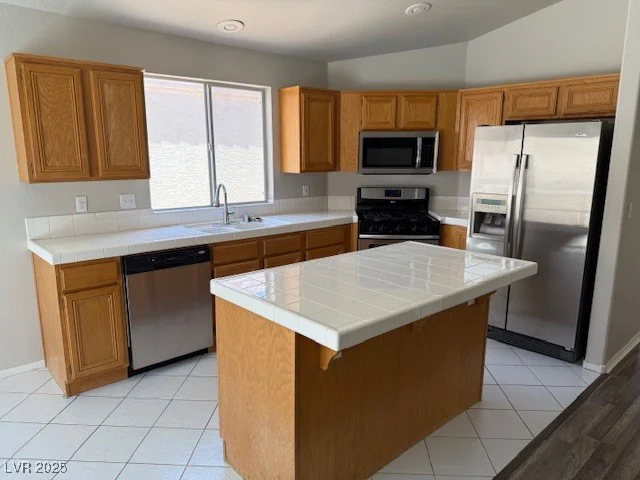 951 Country Back, Las Vegas, NV 89123