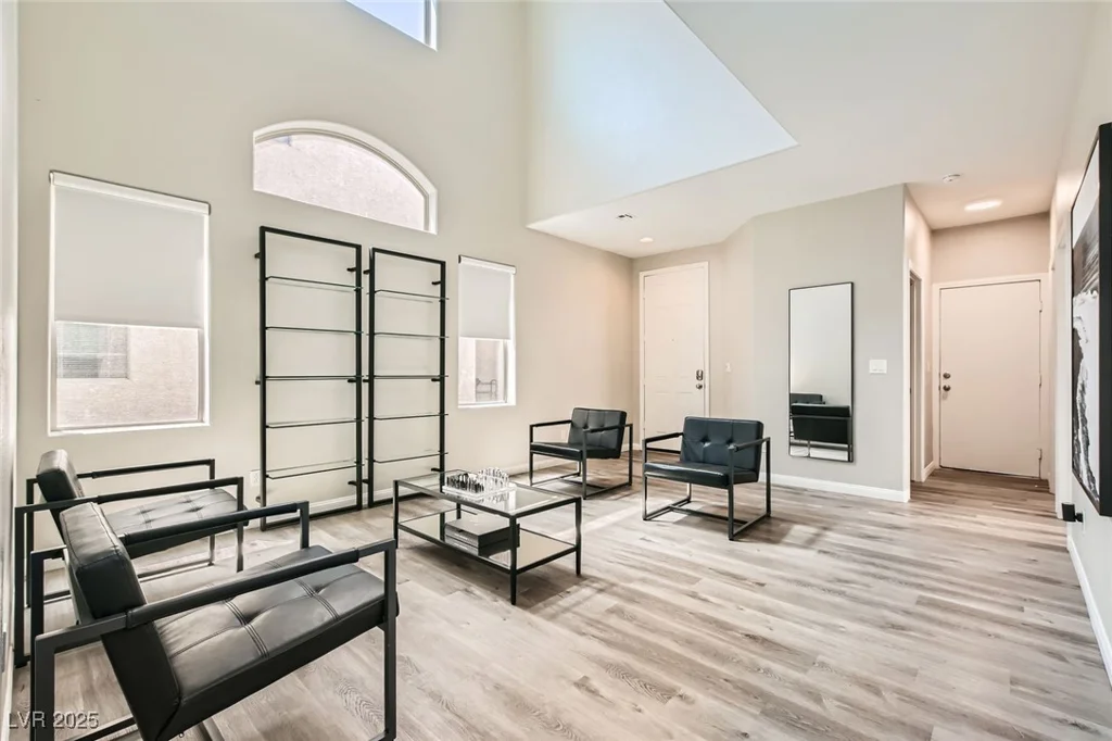 8469 Cheerful Brook, Las Vegas, NV 89143