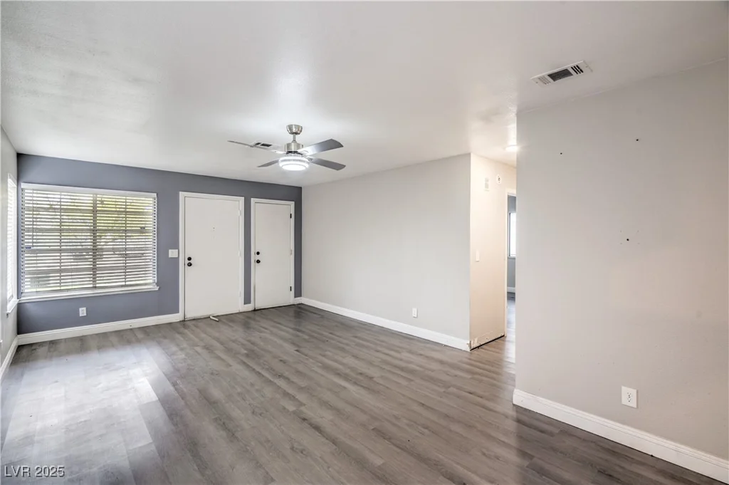 1574 Teardrop, Las Vegas, NV 89142