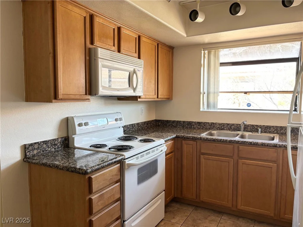 7300 Pirates Cove, Las Vegas, NV 89145