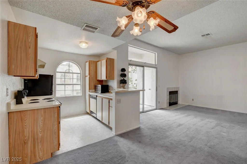 3150 Soft Breezes, Las Vegas, NV 89128